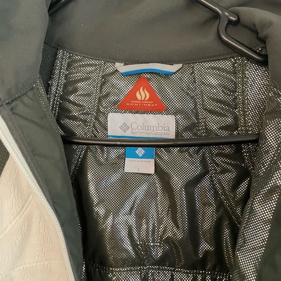 Women’s L Columbia omniheat fleece zip up. - Picture 3 of 4